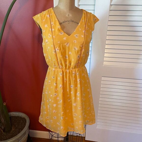 COLLECTIVE CONCEPTS | yellow dress with pattern XS Petite - Picture 1 of 7